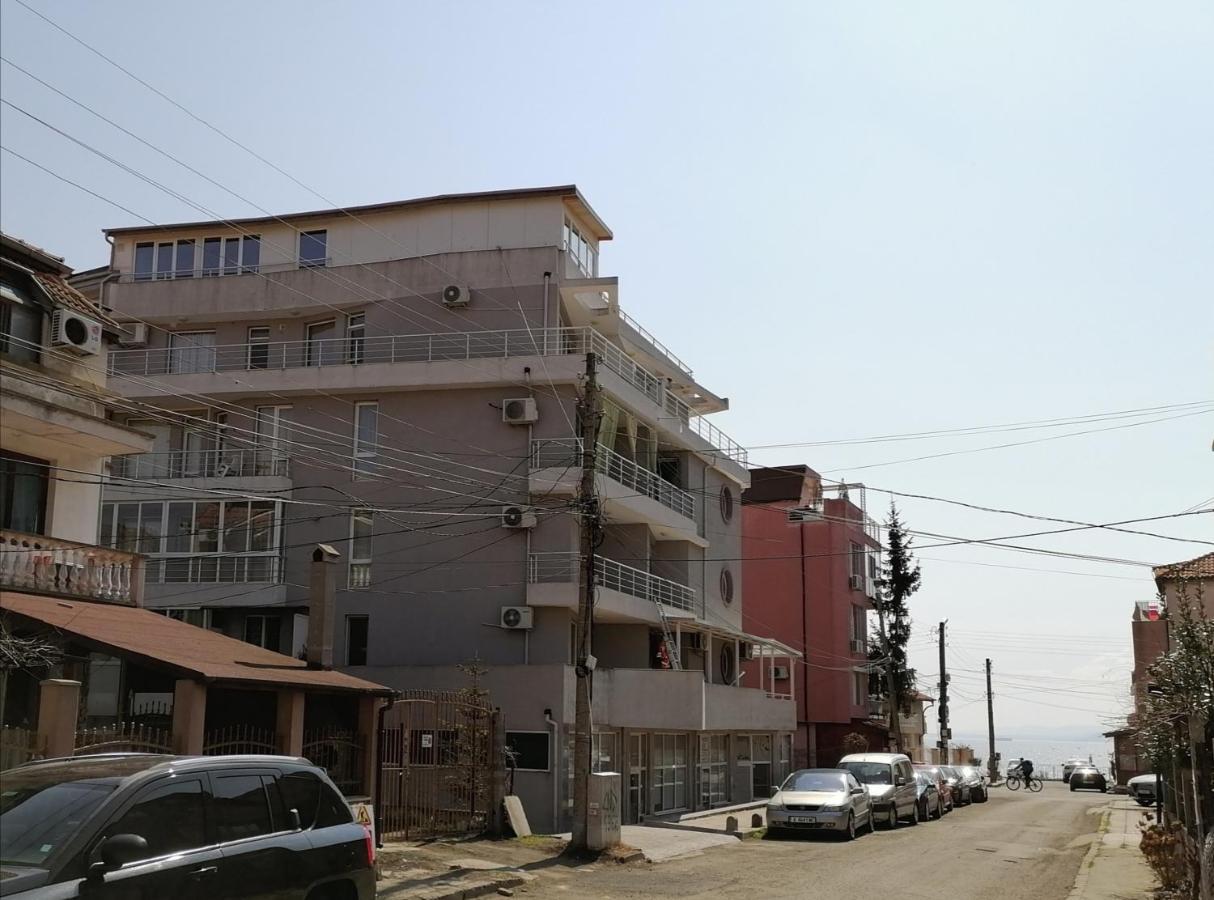 Апартамент Даскала С Паркомясто Burgas Esterno foto